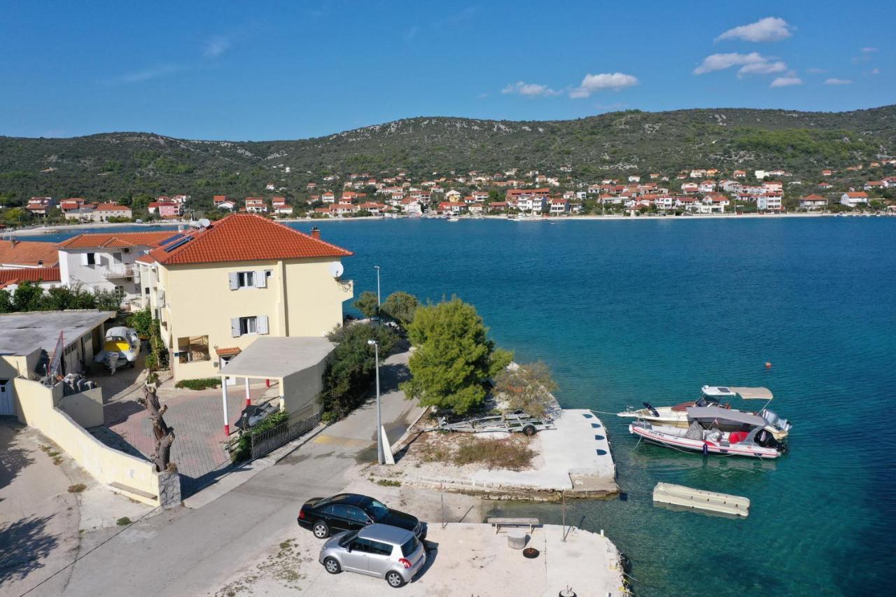 Apartments Babin Vinišće Eksteriør billede