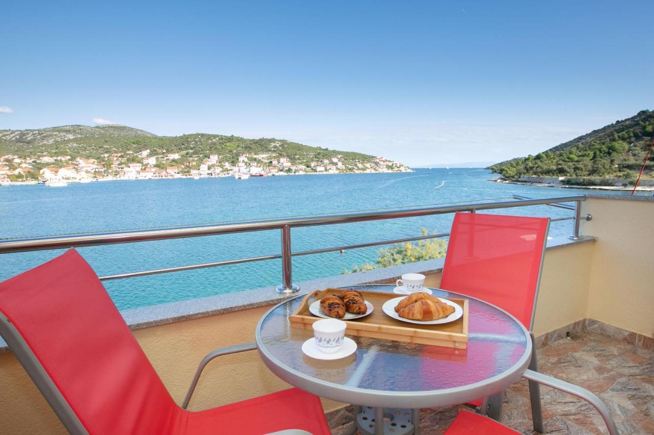 Apartments Babin Vinišće Eksteriør billede